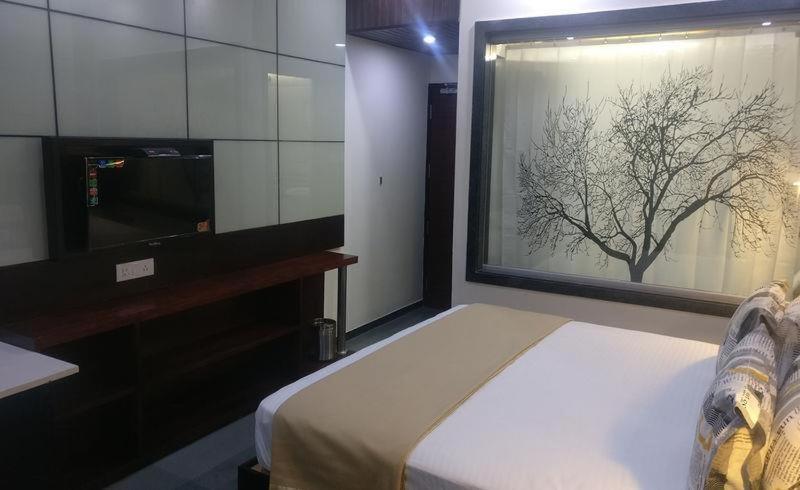 Hotel Kk Residency Nagpur Bagian luar foto